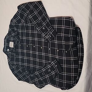 Jachs Girlfriend New York Women's' Flannel Shirt. Medium, Black, Side Pockets